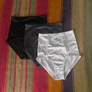 Marilyn Monroe Intimates Shapewear